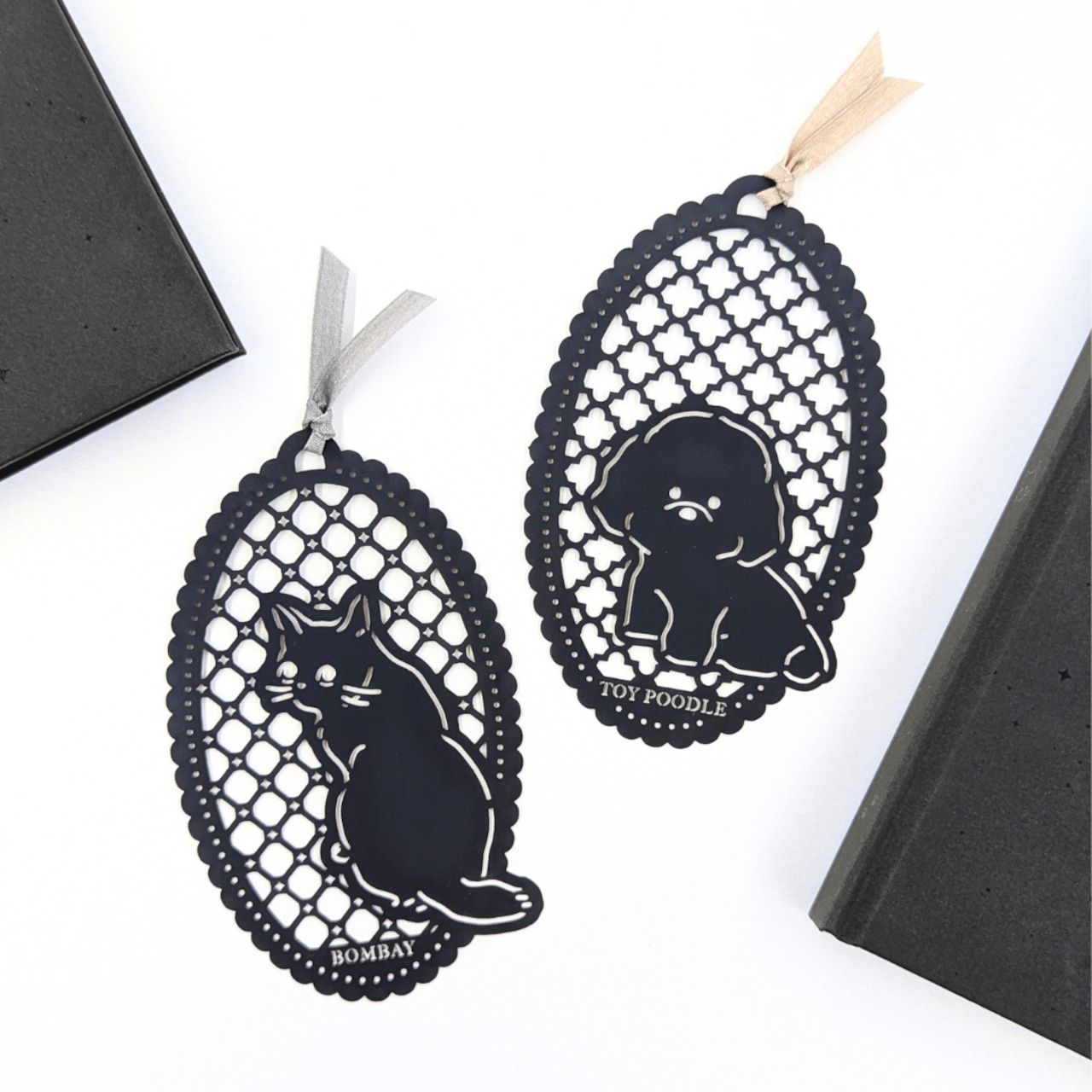 まっくろどうぶつしおり